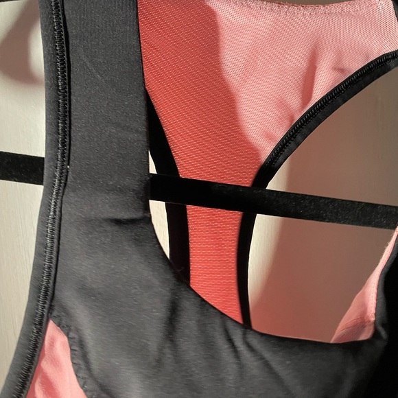 Lululemon sport top - Picture 3 of 4